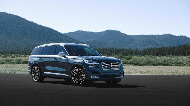 Illustration for article titled The 2020 Lincoln Aviator Has Sleek Lines and 450 HP